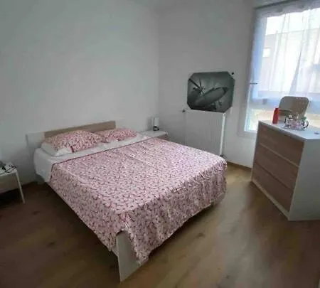 Cosy In Shared Daire